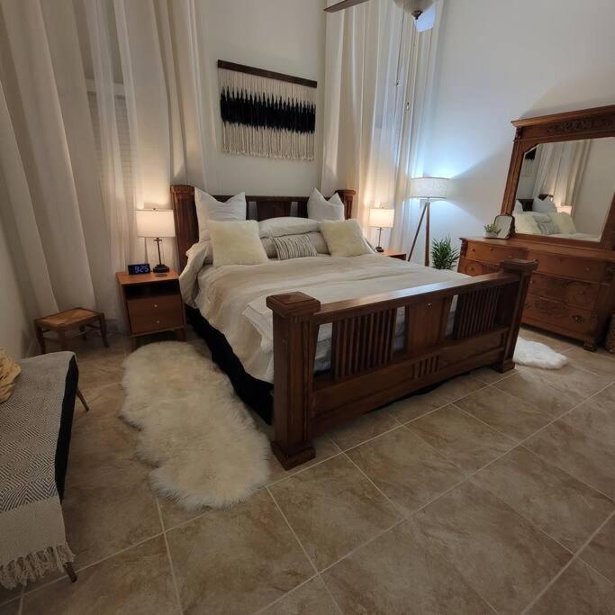 The Ritz Spa Sanctuary Hot Tub/Patio/Fam/Pet Las Cruces Zewnętrze zdjęcie