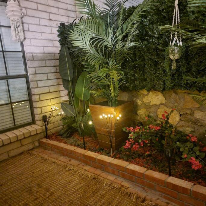 The Ritz Spa Sanctuary Hot Tub/Patio/Fam/Pet Las Cruces Zewnętrze zdjęcie